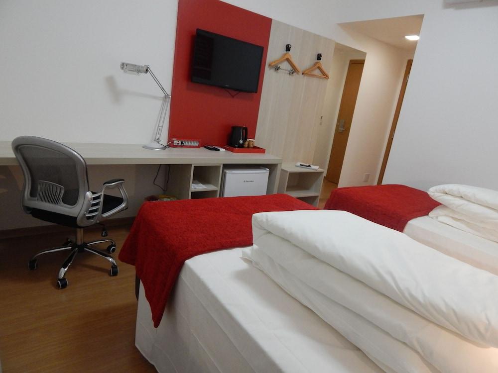 Esuites Belo Horizonte Minascasa Екстер'єр фото
