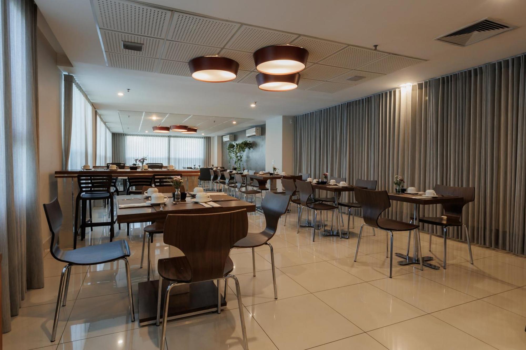 Esuites Belo Horizonte Minascasa Екстер'єр фото