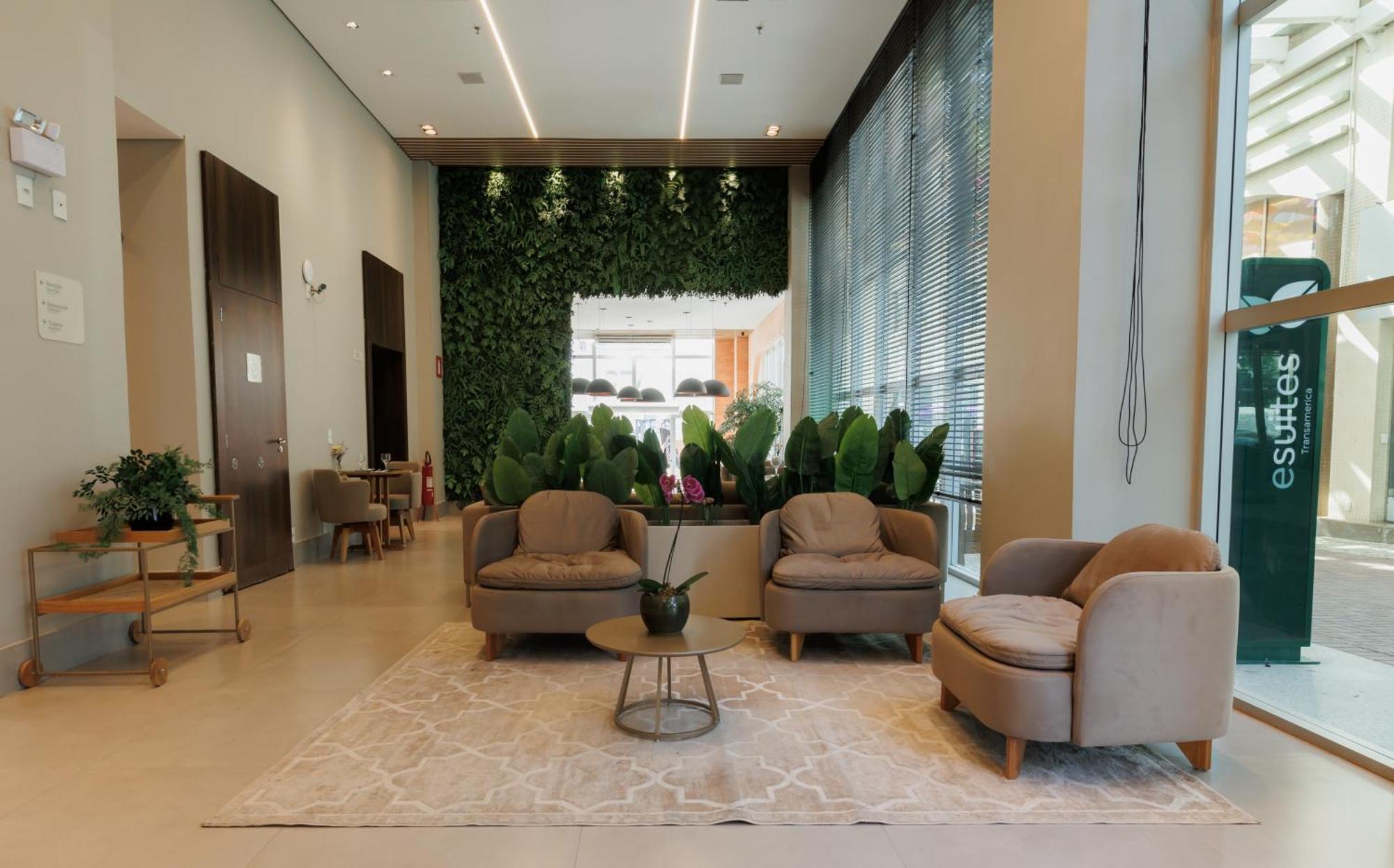 Esuites Belo Horizonte Minascasa Екстер'єр фото