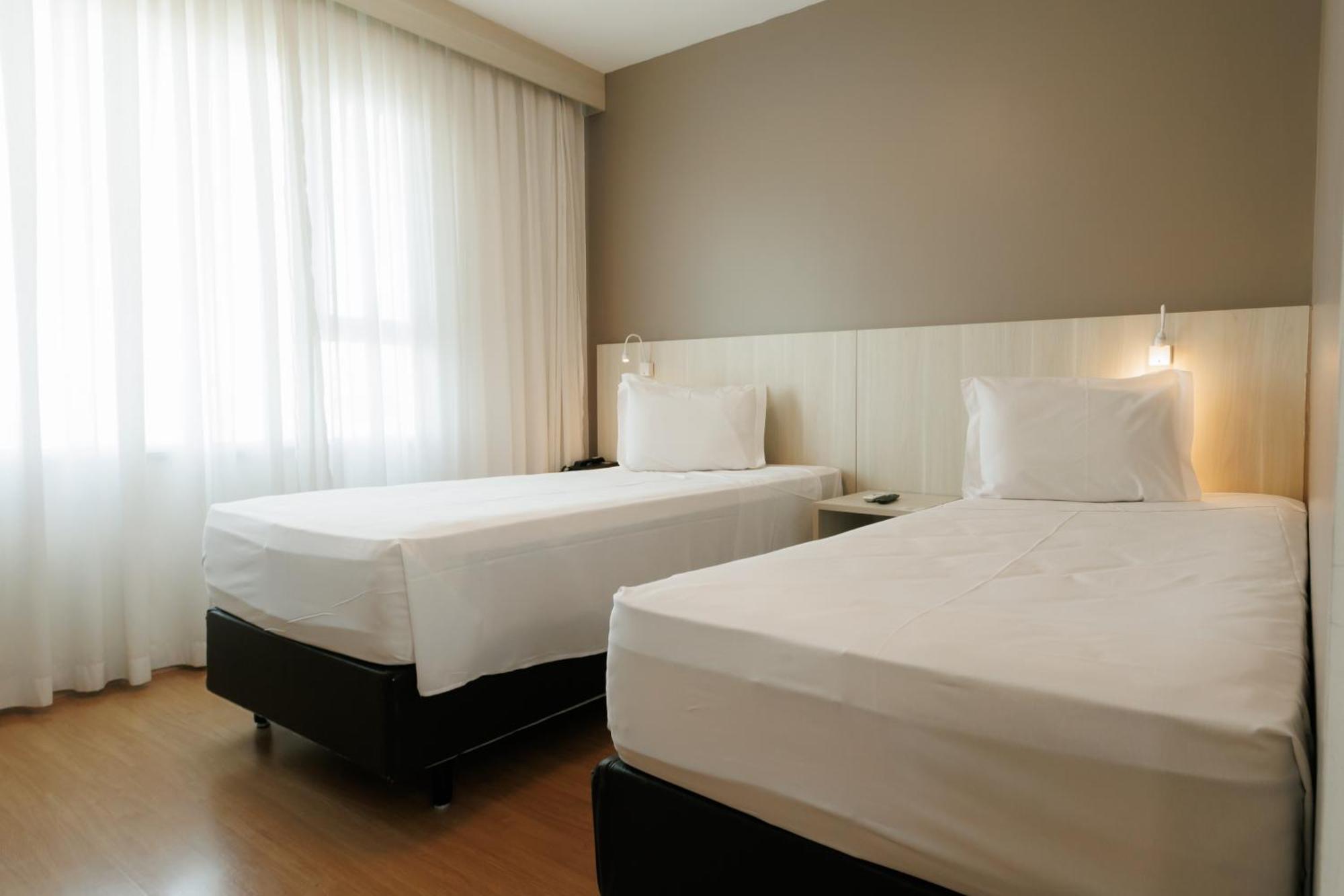 Esuites Belo Horizonte Minascasa Екстер'єр фото