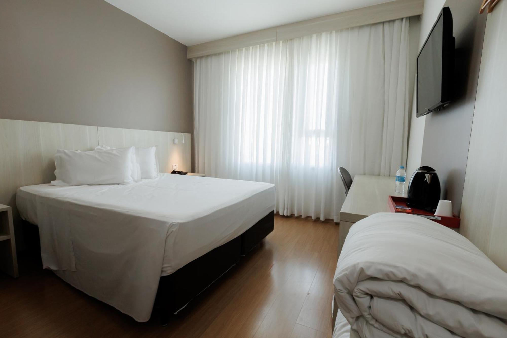 Esuites Belo Horizonte Minascasa Екстер'єр фото