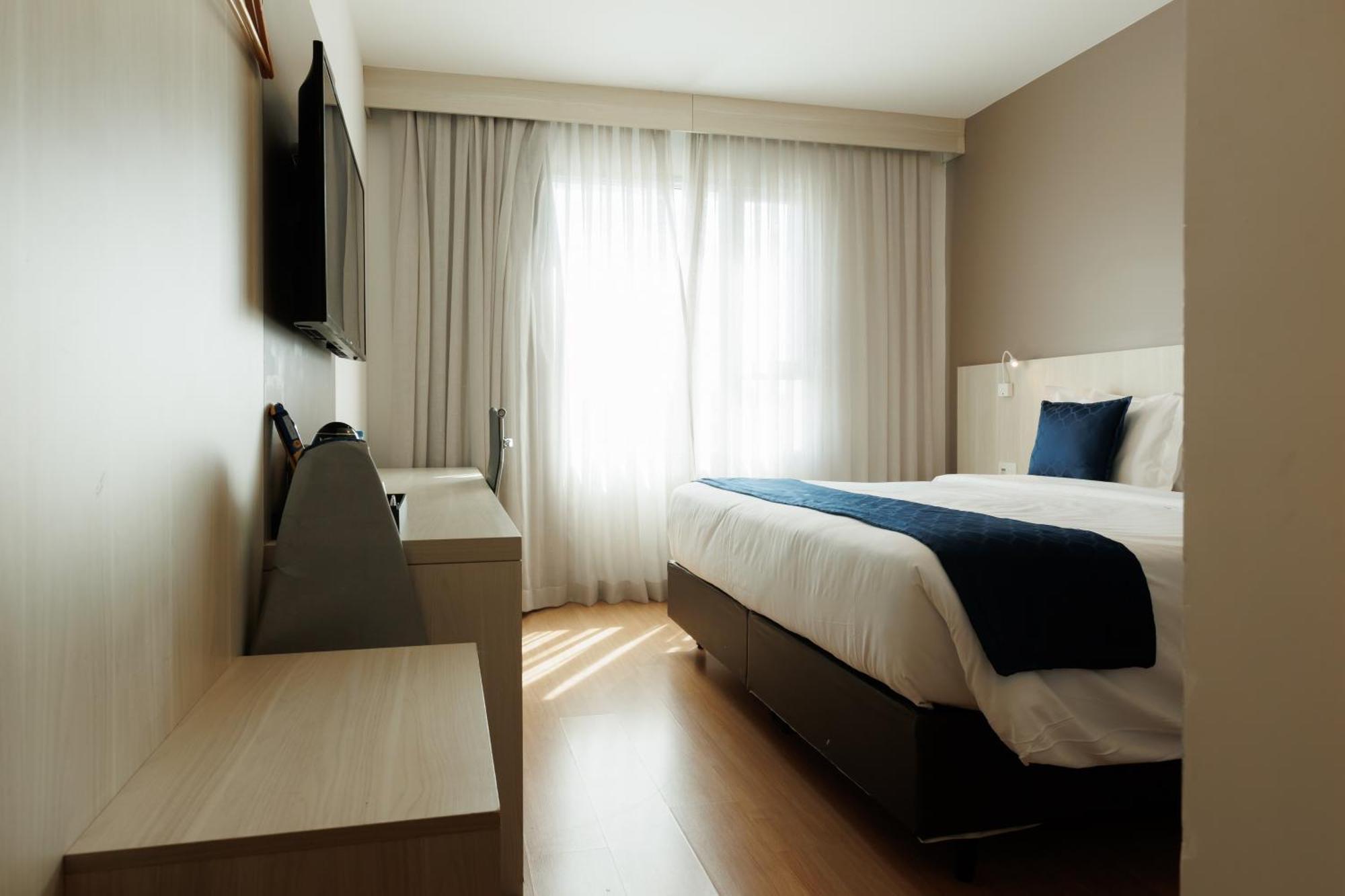 Esuites Belo Horizonte Minascasa Екстер'єр фото