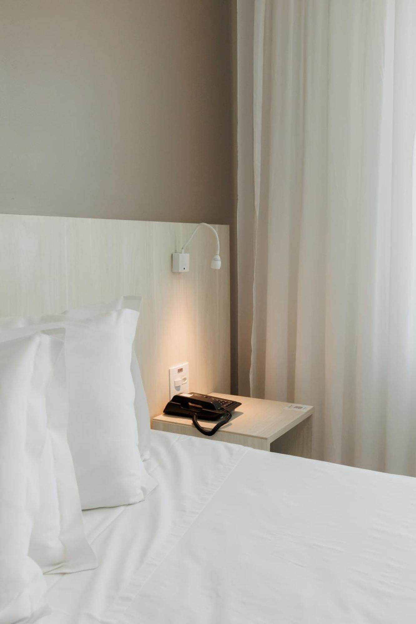 Esuites Belo Horizonte Minascasa Екстер'єр фото