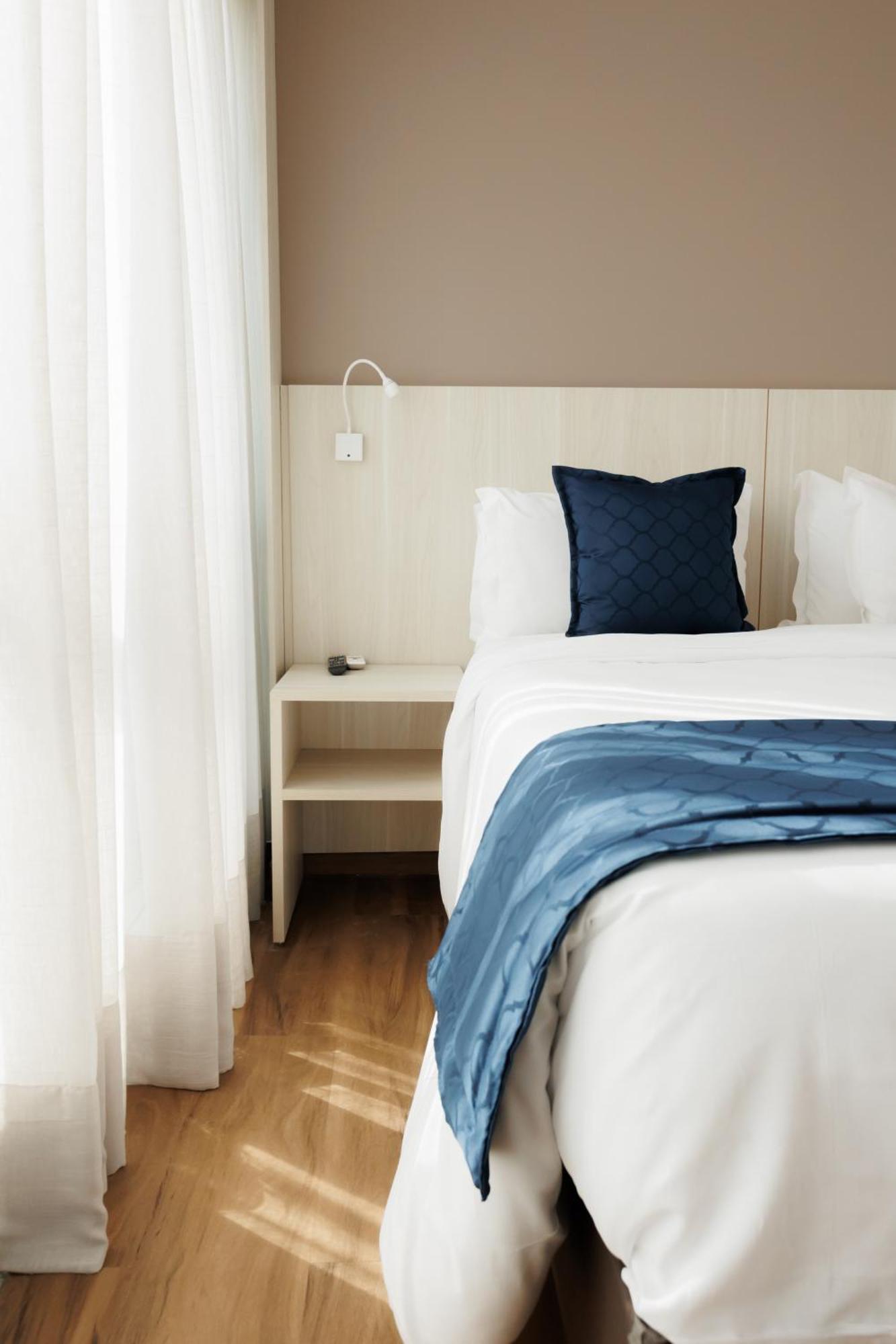 Esuites Belo Horizonte Minascasa Екстер'єр фото